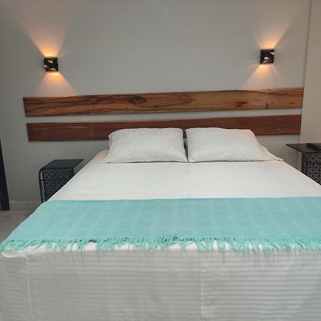Hotel Amazonas Real Летісія Екстер'єр фото